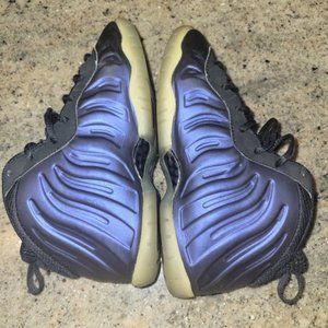 Nike Posite Eggplant Size 1Y